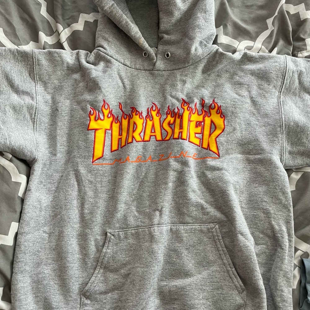 Thrasher Flame Logo grey Hoodie